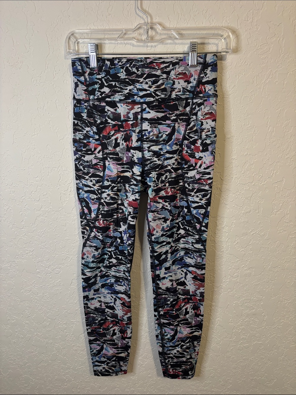 Lululemon Break Free Tight (25")